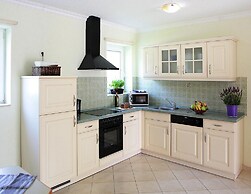 Ferienhaeuser am Kummerower See in Verchen