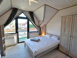 Holiday Houses Close to the Sea, Sianozety