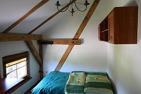Semi-detached House in Ledzin for 14 Persons