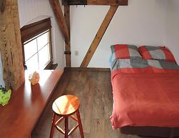 Semi-detached House in Ledzin for 14 Persons
