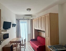 Directly on the Beach: Residence Stella Maris in Pietra Ligure