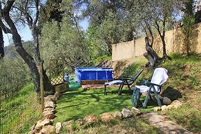 Holiday Home With Above-ground Pool and sea View in Monteggiori