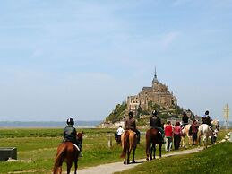 Charming House Near Mont Saint-michel