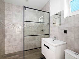 Comfortable Cottages, Jezierzany