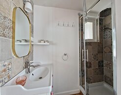 Holiday Flat With Balcony Terrace Near the Beach