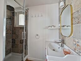 Holiday Flat With Balcony Terrace Near the Beach