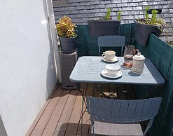 Holiday Flat With Balcony Terrace Near the Beach
