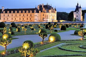 Apartment in Amboise With Terrace