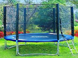 Storey Holiday House, Sarbinowo