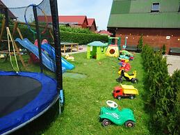 Storey Holiday House, Sarbinowo