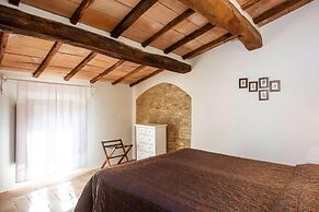 Fattoria Bio Pieve a Salti, Montalcino