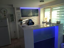 Comfortable Apartment Close to the sea