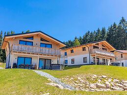Chalet Arber in St.englmar With its own Hottube