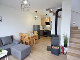 Modern Holiday Homes on the Lake in Kiedrowice