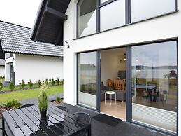 Modern Holiday Homes on the Lake in Kiedrowice