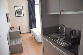 Res. Lyon Dock Ouest, Lyon, Studio for 2 Pers