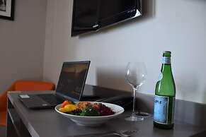 Res. Lyon Dock Ouest, Lyon, Studio for 2 Pers