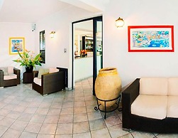 Holiday Flat in Pretty Residence With Communal Pool in Pietra Ligure