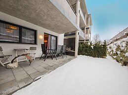 Apartment Near the Mountain Railway