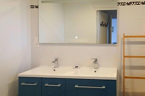 Terraced House With Garden and sea View, Paimpol