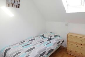 Terraced House With Garden and sea View, Paimpol