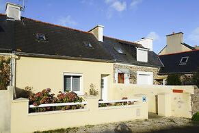 Cottage by Goelo Coast With Sea Views