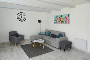 Terraced House With Garden and sea View, Paimpol