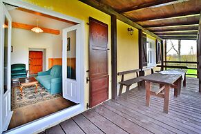 Holiday Home With Fireplace and Private Garden