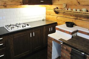 Great Holiday Home in the Middle of Nature and Right on the Lake, Nata