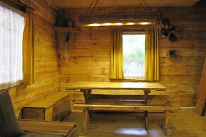Great Holiday Home in the Middle of Nature and Right on the Lake, Nata
