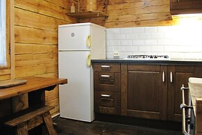 Great Holiday Home in the Middle of Nature and Right on the Lake, Nata