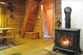 Great Holiday Home in the Middle of Nature and Right on the Lake, Nata