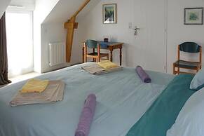 Semi-detached House, St. Meloir-des-ondes