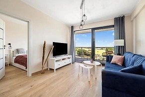 Holiday Apartment Right Next to the Beach Darlowko