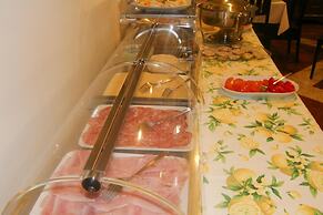 Apartment in Garda Near Shopping