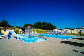 Holiday Homes With Pool, Sauna, Ustronie Morskie