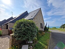 Nice Holiday House Near the Beach