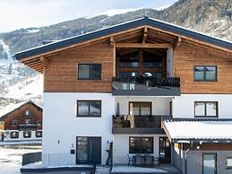 Apartment in Bramberg am Wildkogel With Garden