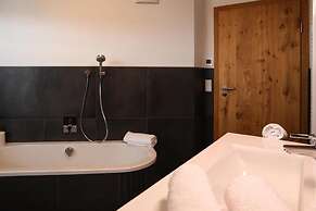 Apartment in Bramberg am Wildkogel With Garden