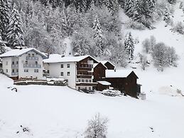 Apartment in Ischgl at the ski bus Stop