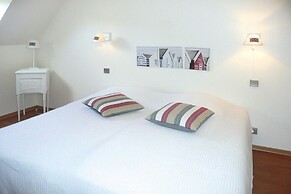 Comfortable Country House Plouegat-guerand
