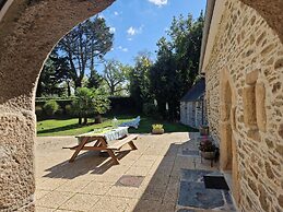 Comfortable Country House Plouegat-guerand