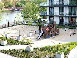 Comfortable Apartment Near the River, Dziwnow