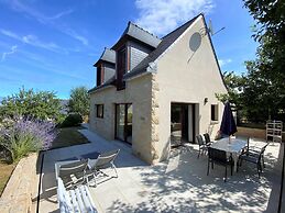 Holiday Home on the Emerald Coast, Plangenoual