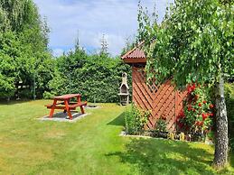 Comfortable House With Private Garden, Rusinowo