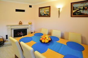 Comfortable Holiday Home With a Garden, Grzybowo