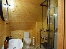 Holiday Home With Sauna and hot tub at the Lake