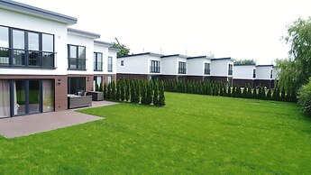 Holiday Home With Sauna and Jacuzzi
