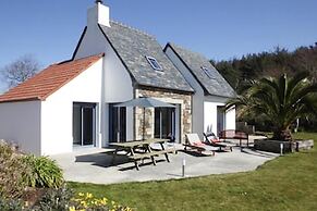 Holiday Villa on the Rosa Granite Coast
