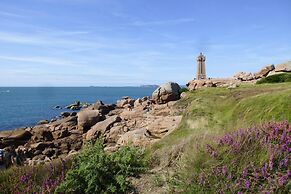 Holiday Villa on the Rosa Granite Coast